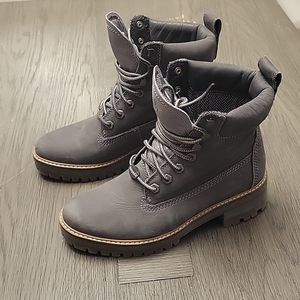 Grey Timberland Boots Size 6 women's